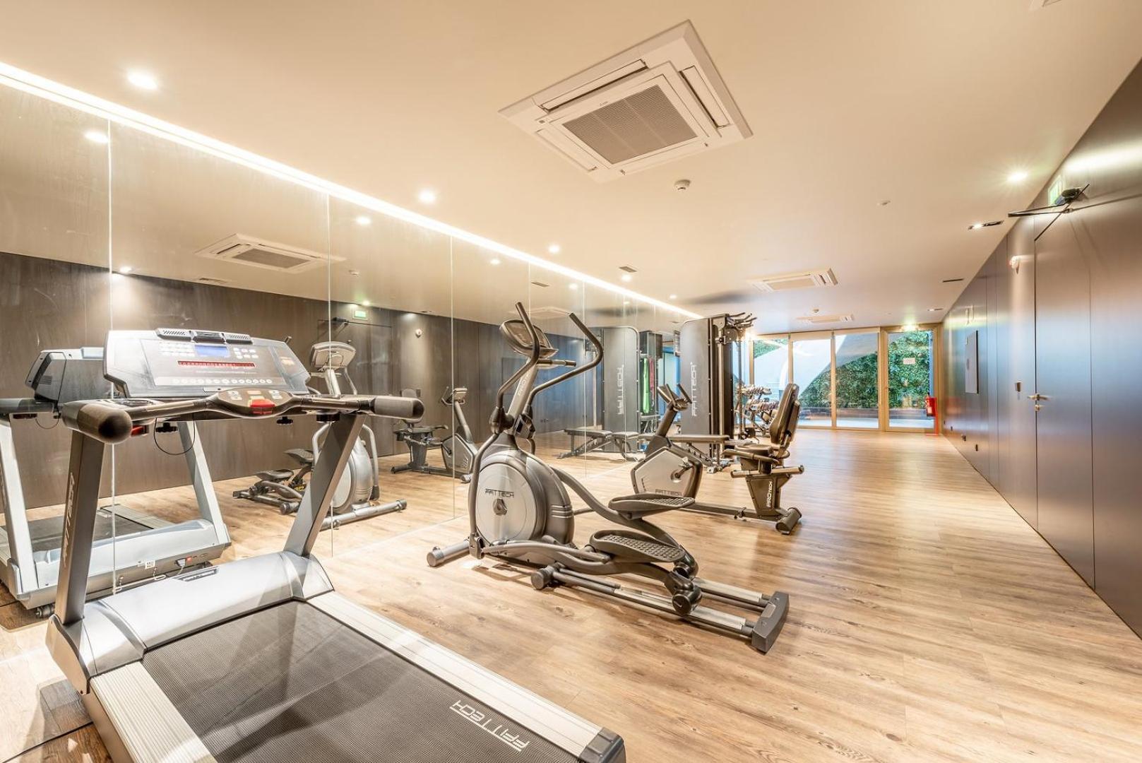 Ferienwohnung Guestready - 2Br Apt Carlos I With Terrace And Gym Lisboa Exterior foto